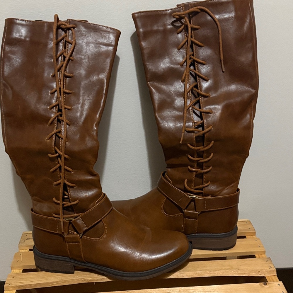 Pierre Dumas Tan Lace-Up Boots